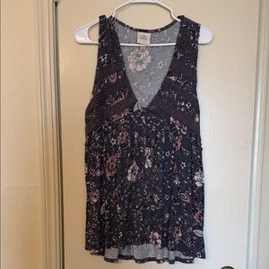 Knox Rose Floral V-Neck Tank Top - Grey and Pink